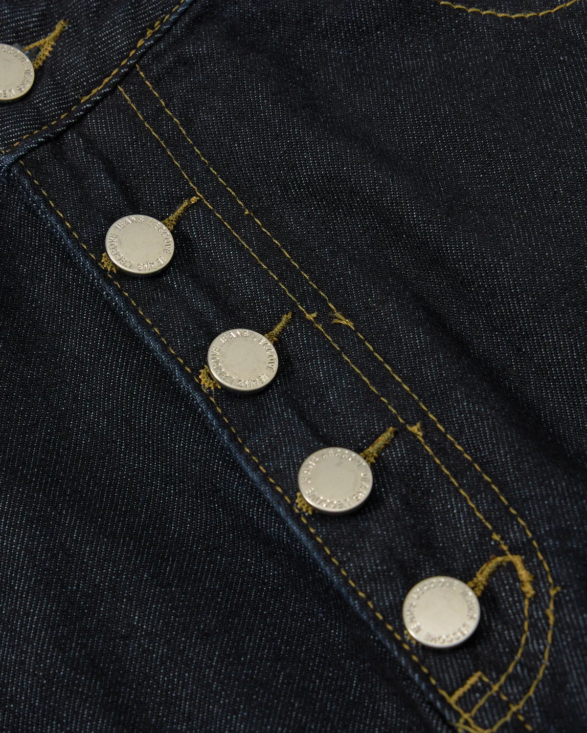 Cinch Back Buttons Up Cargo Jorts