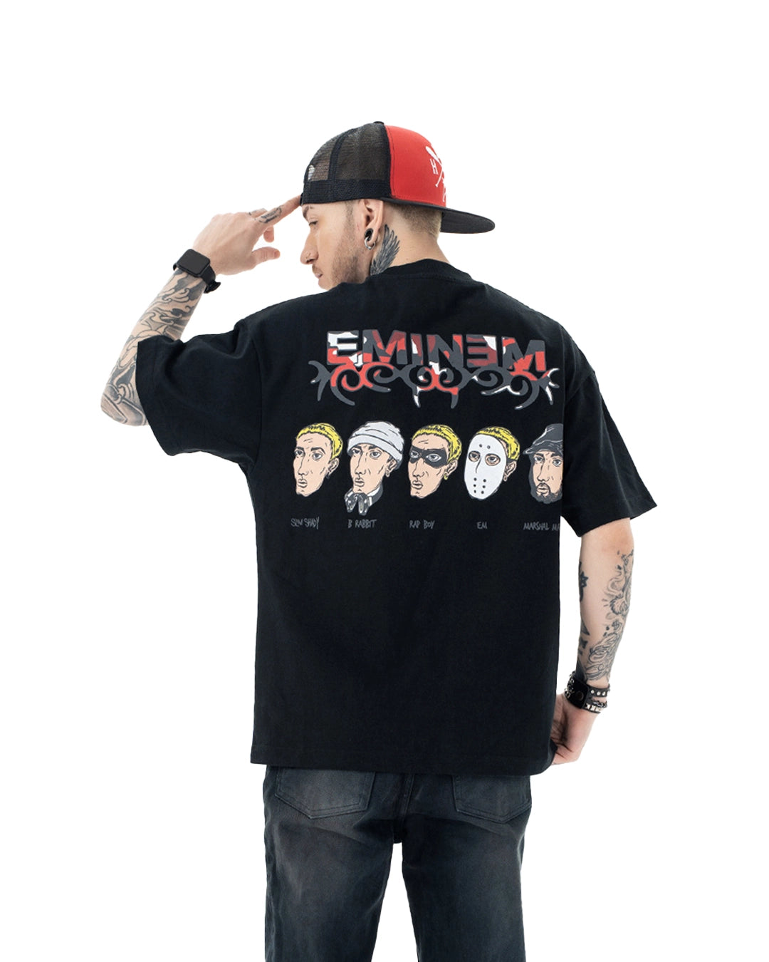 Camiseta gráfica con parodia de Eminem