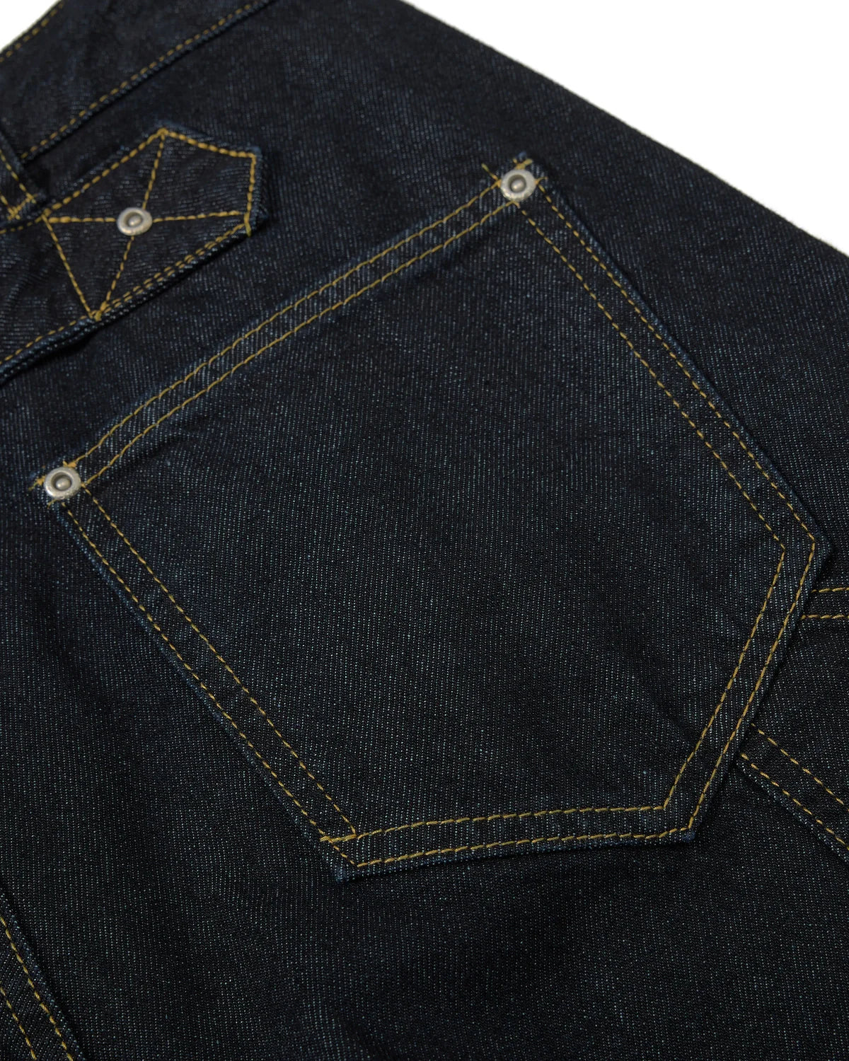 Cinch Back Buttons Up Cargo Jorts