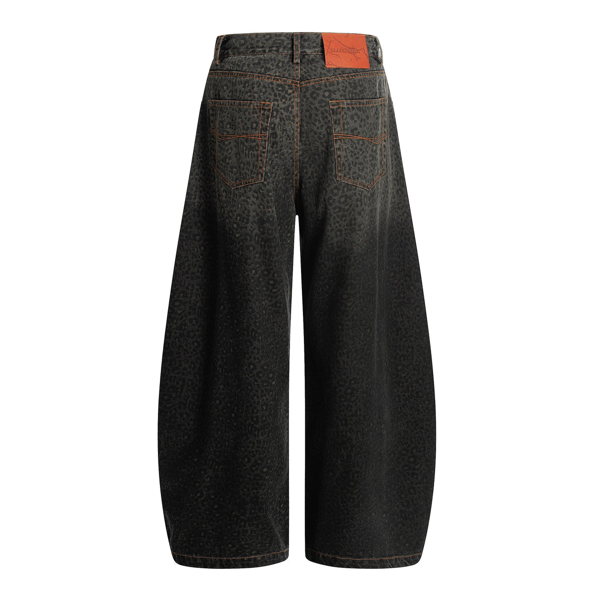 Pantalones de mezclilla tipo barril con estampado de leopardo Madxmarx