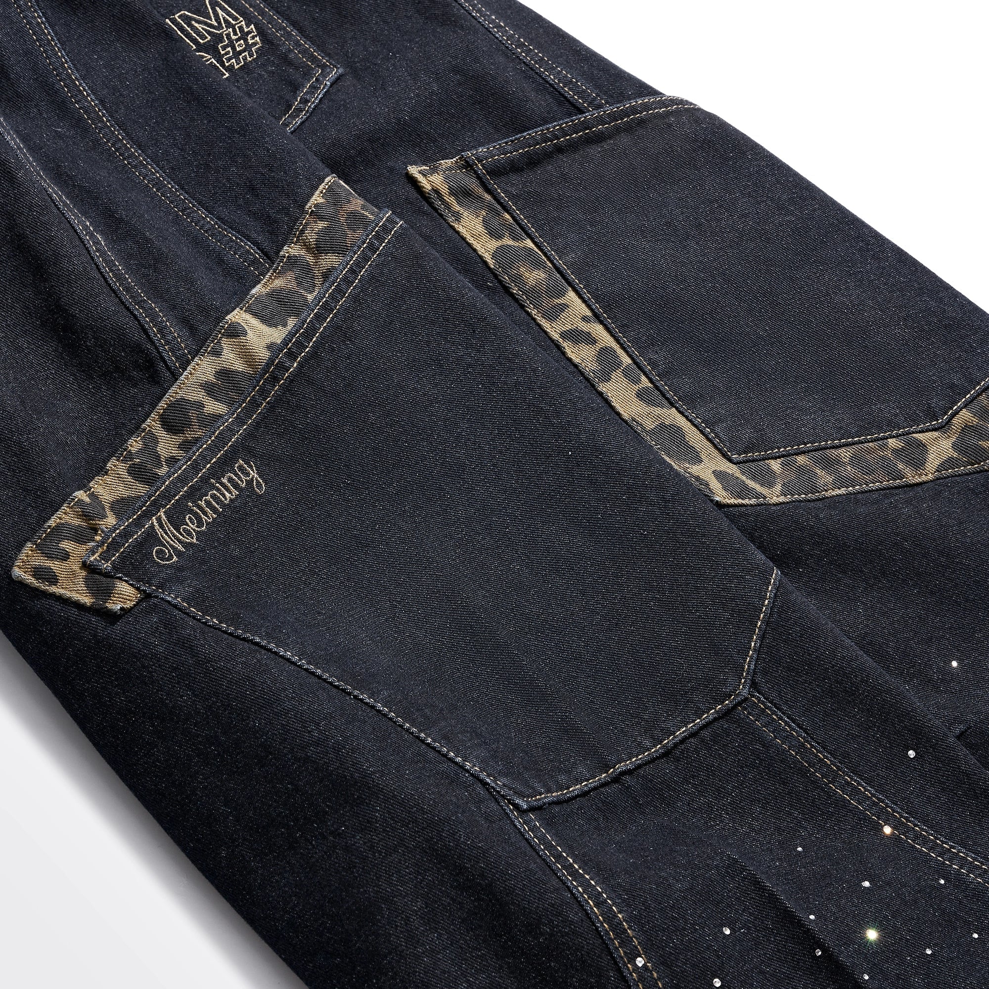 Vaqueros Barrel con Parche de Leopardo y Diamantes de Imitación