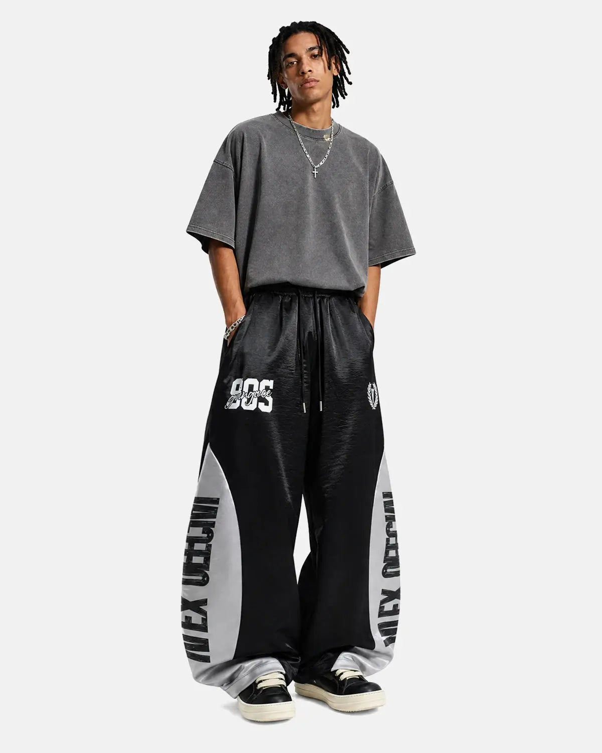 Glossy Contrast Barrel Sweatpant