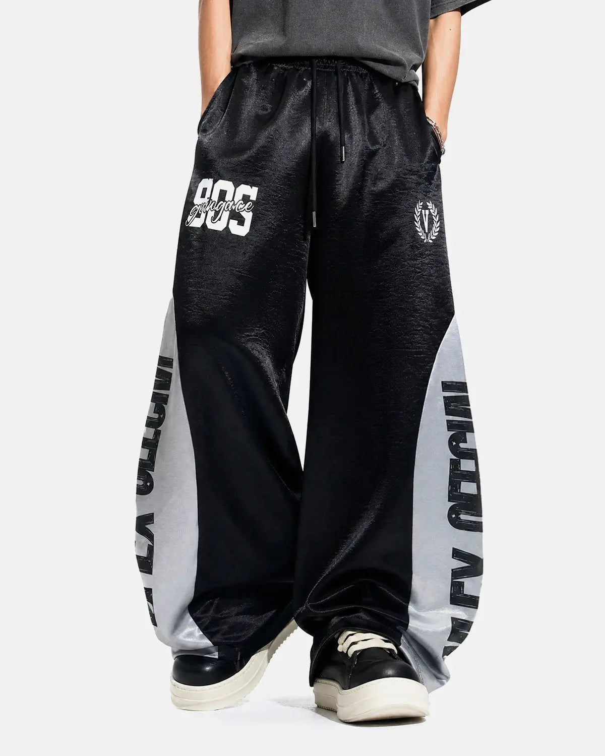 Glossy Contrast Barrel Sweatpant