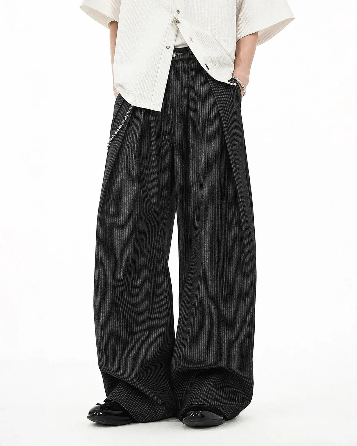 Vintage Pinstripe Pleated Barrel Jeans