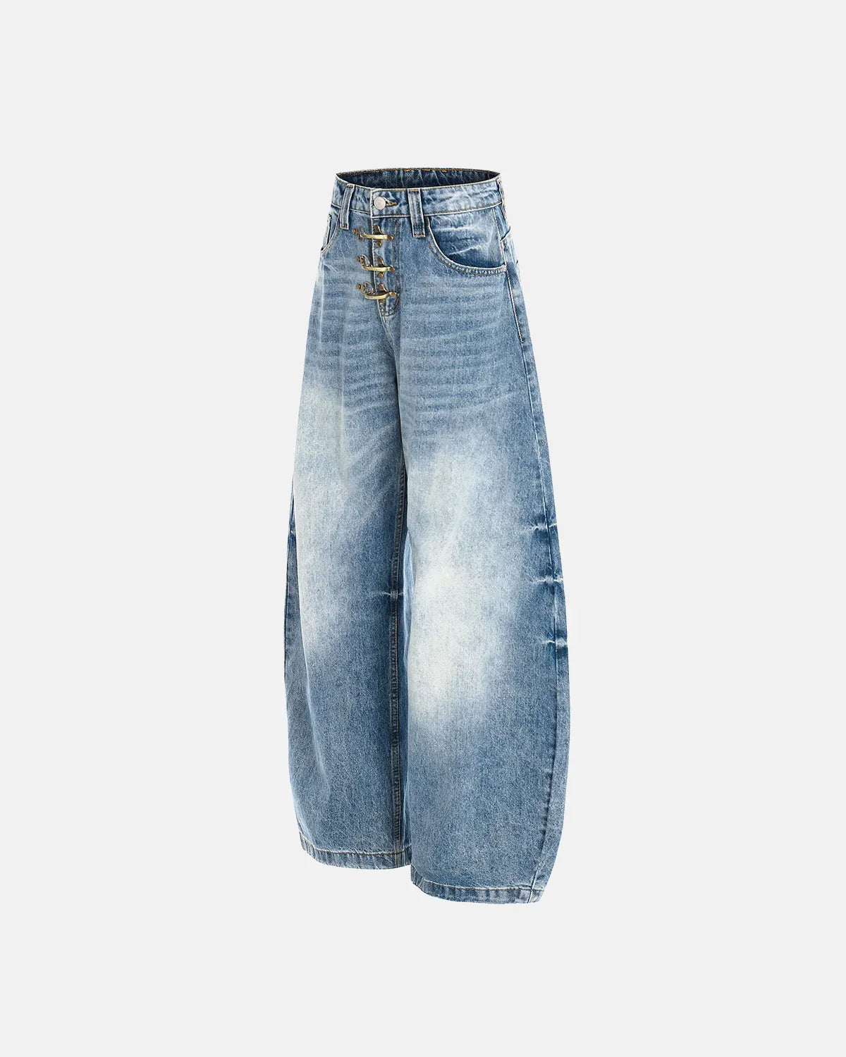 Jeans barrel con pinzas y efecto lavado ácido