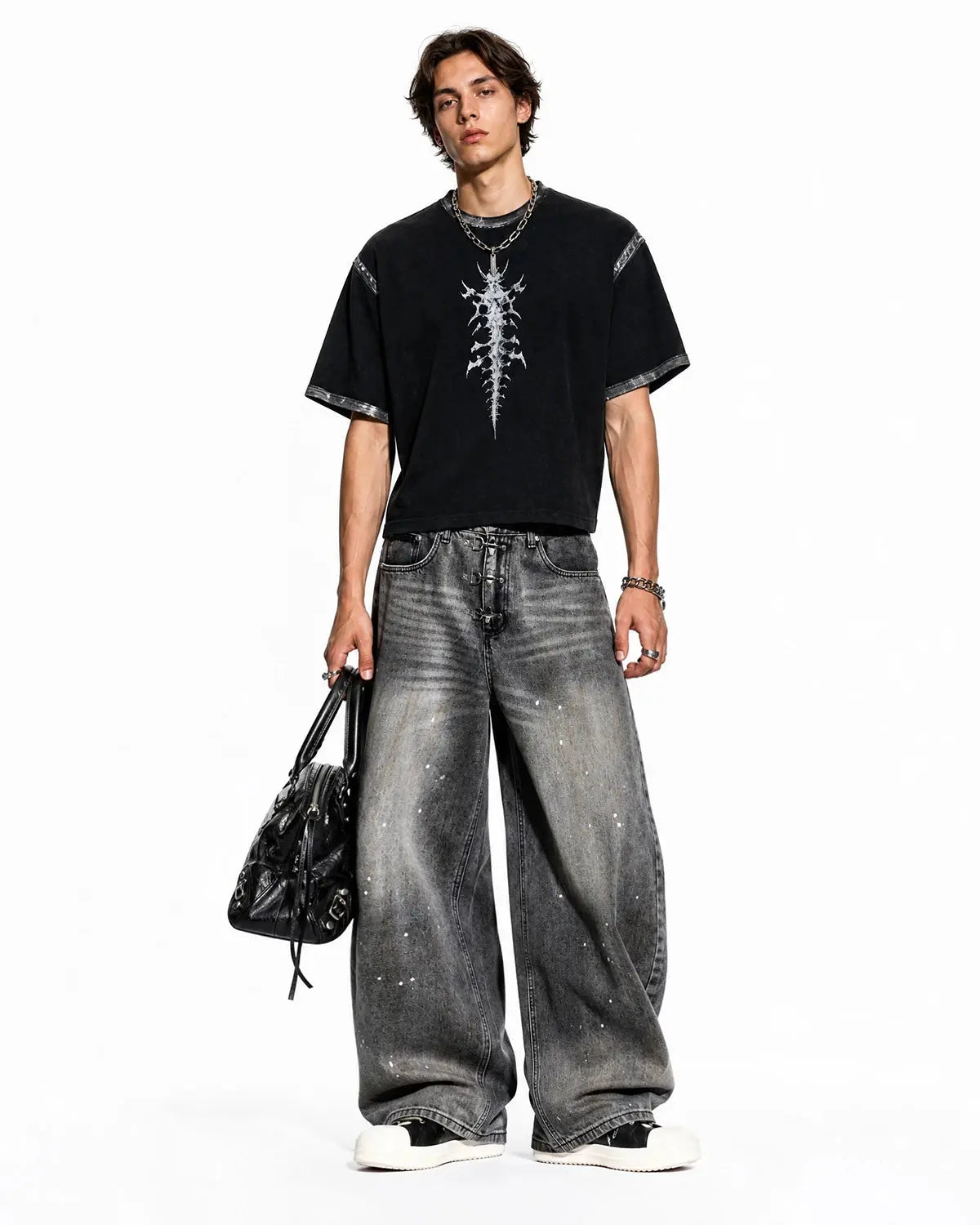 Metal Clasp Washed Barrel Jeans
