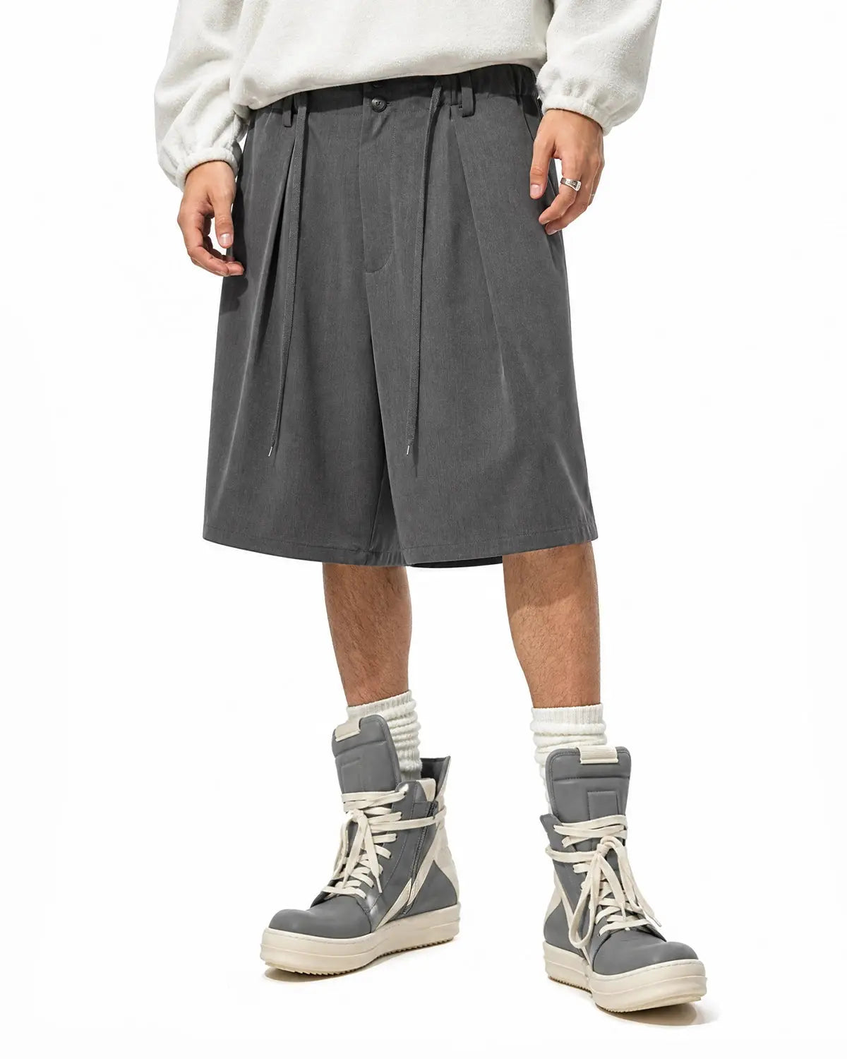Drawstring Wide-Leg Tailored Shorts