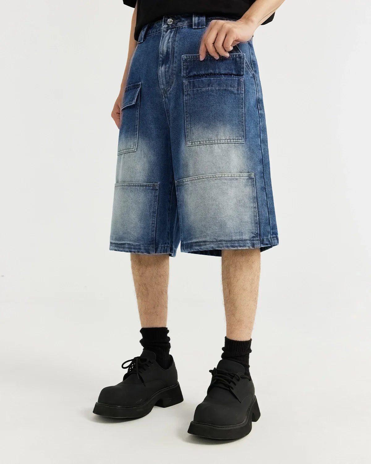 Acid Washed Carpenter Jorts