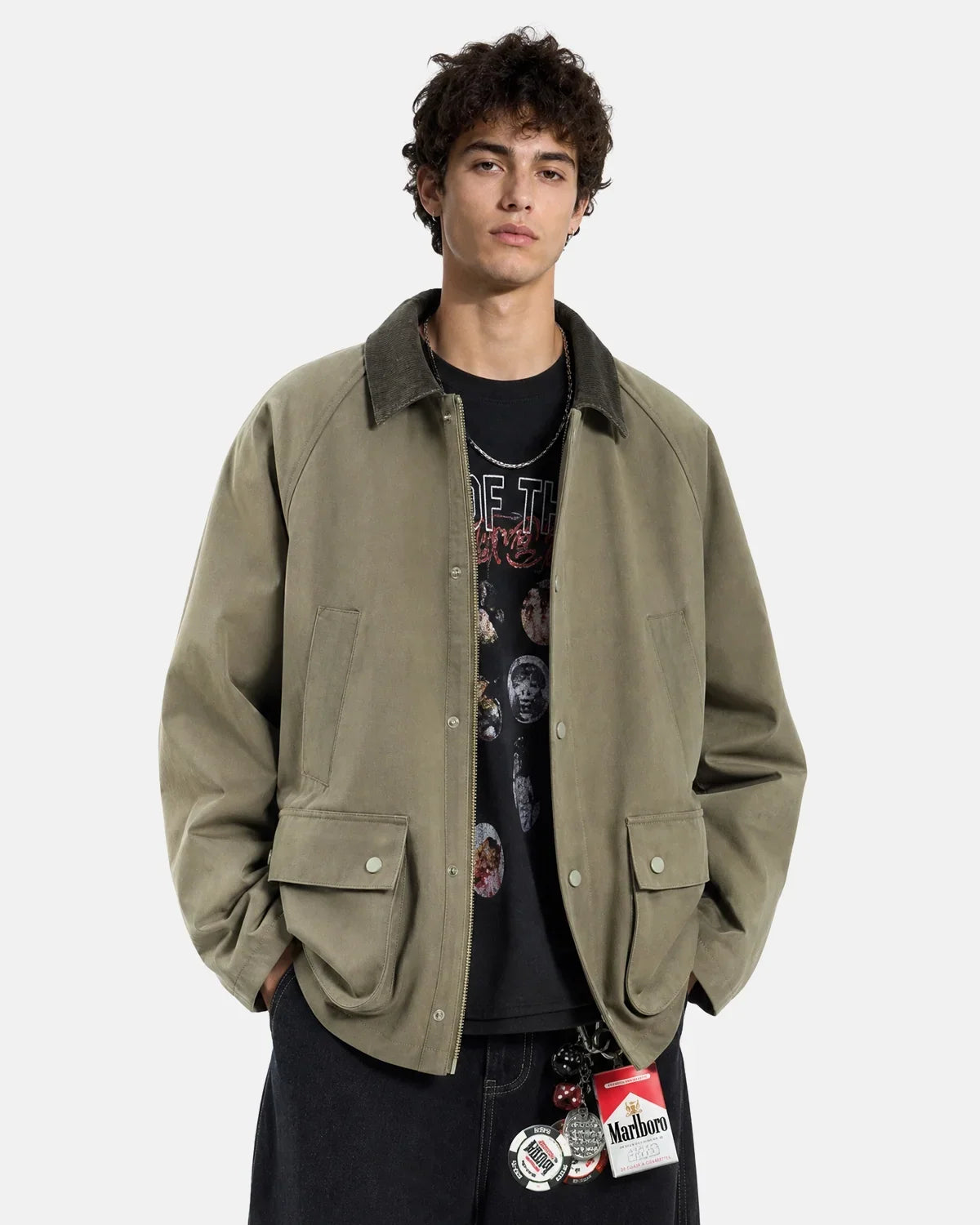 Veste boutonnée à poches utilitaires