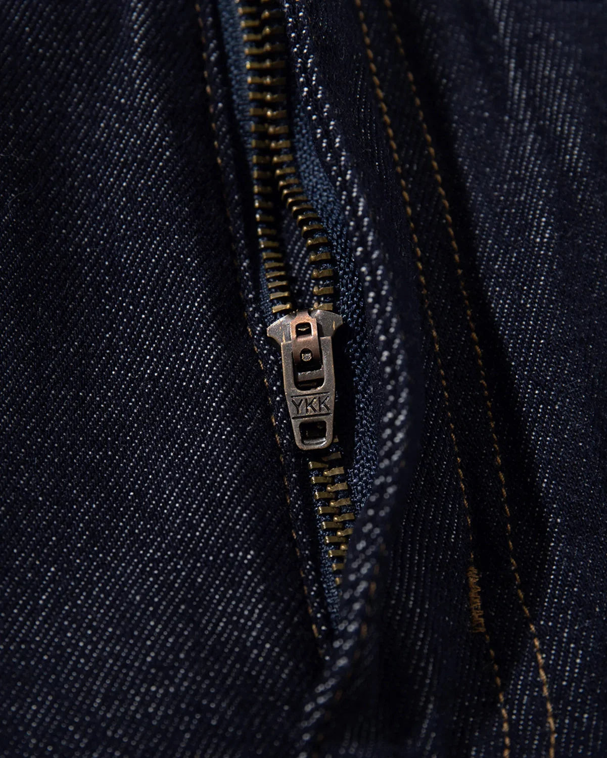 Cinch Back Baggy Denim Jorts