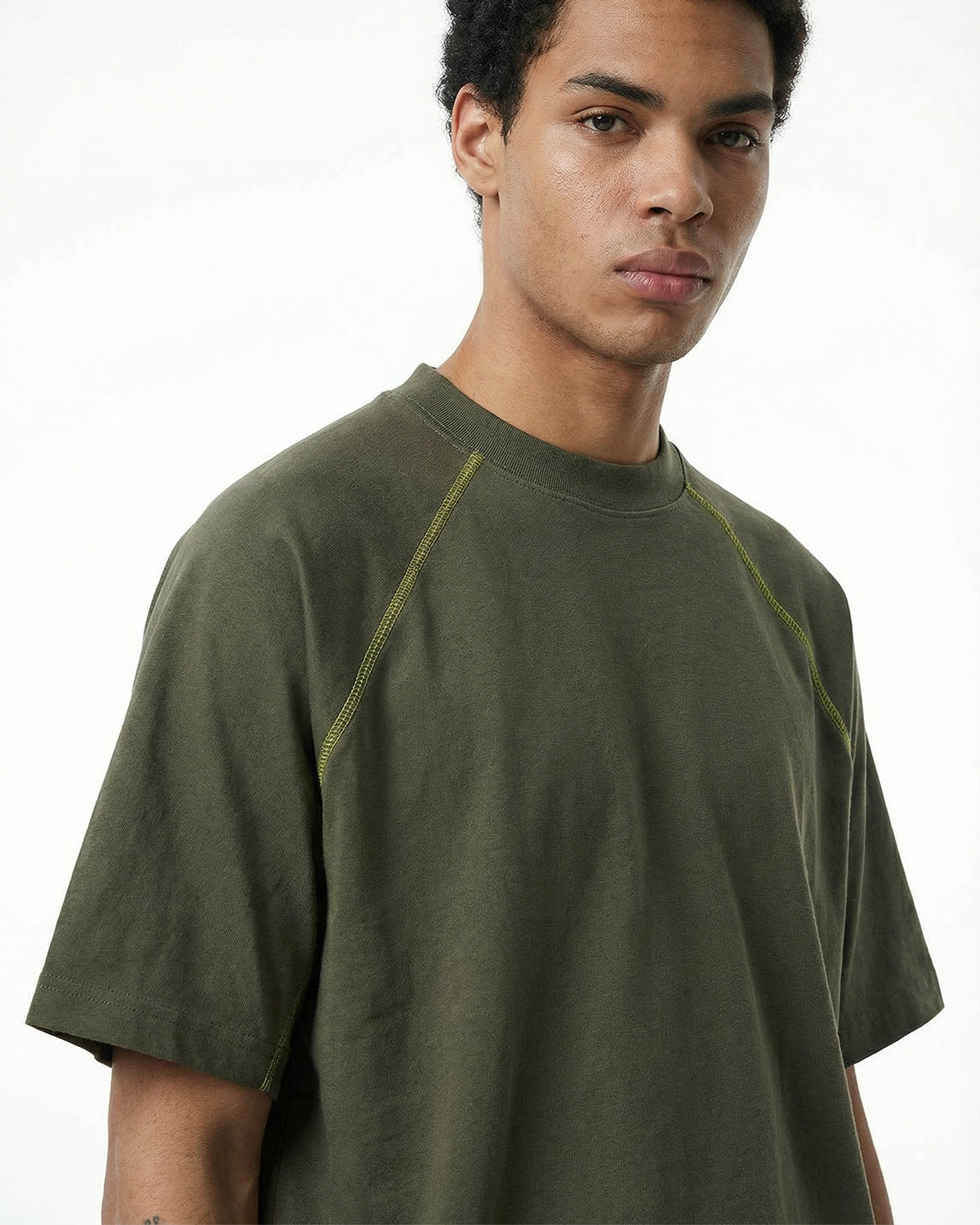 Contrast Color Stiching Stretch T-shirt