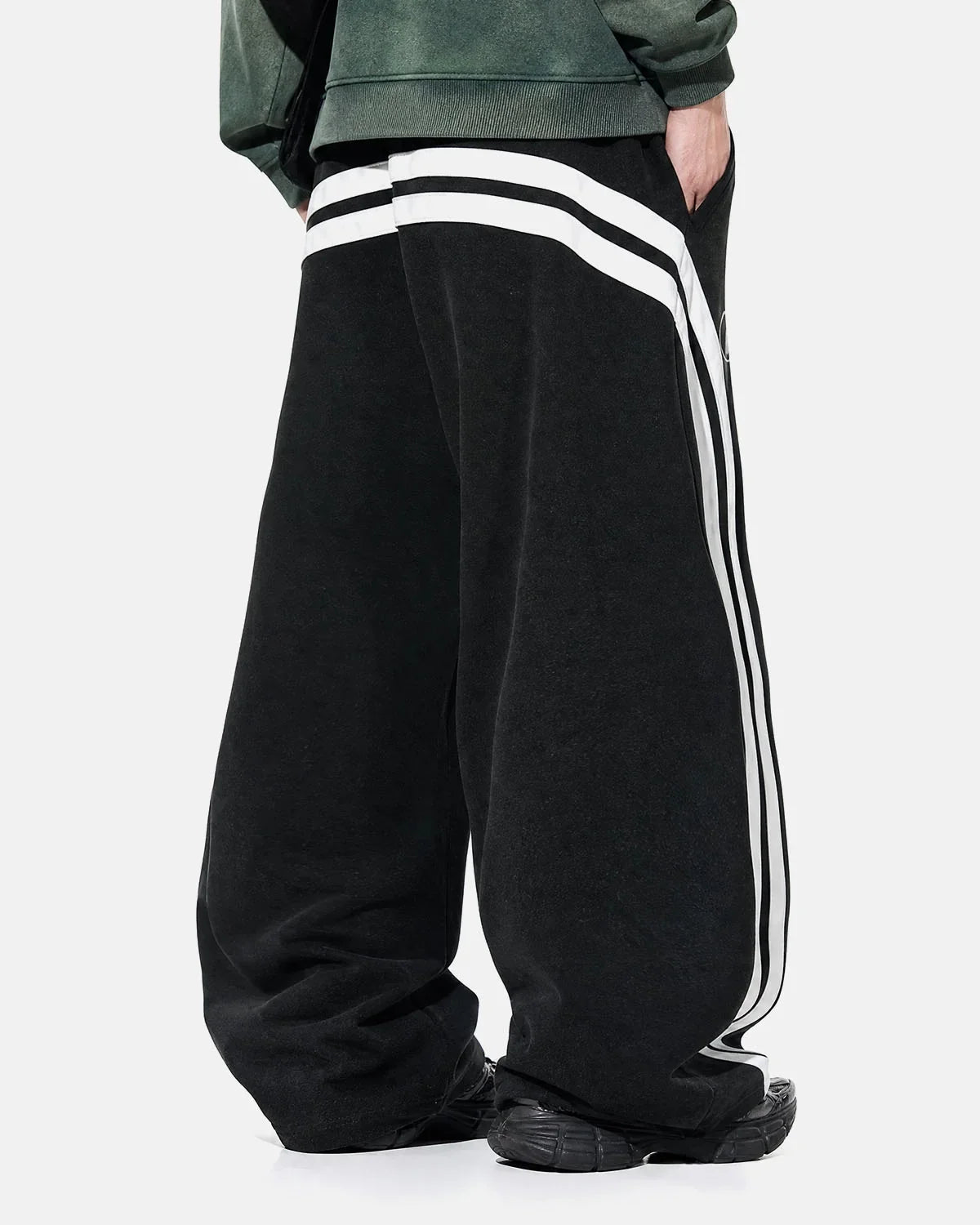 Washed Stripe Barrel Sweatpants