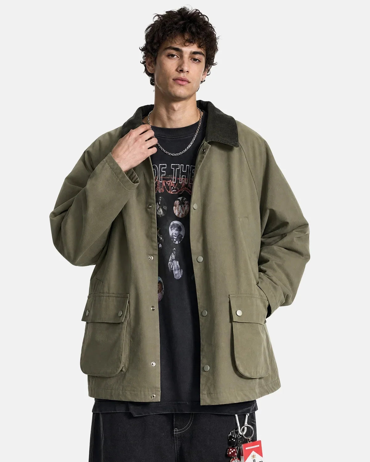 Veste boutonnée à poches utilitaires