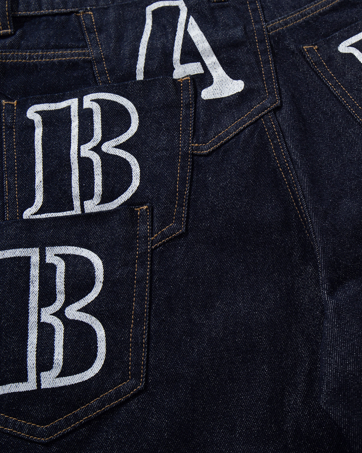 Multi Pockets Design Barrel Jeans