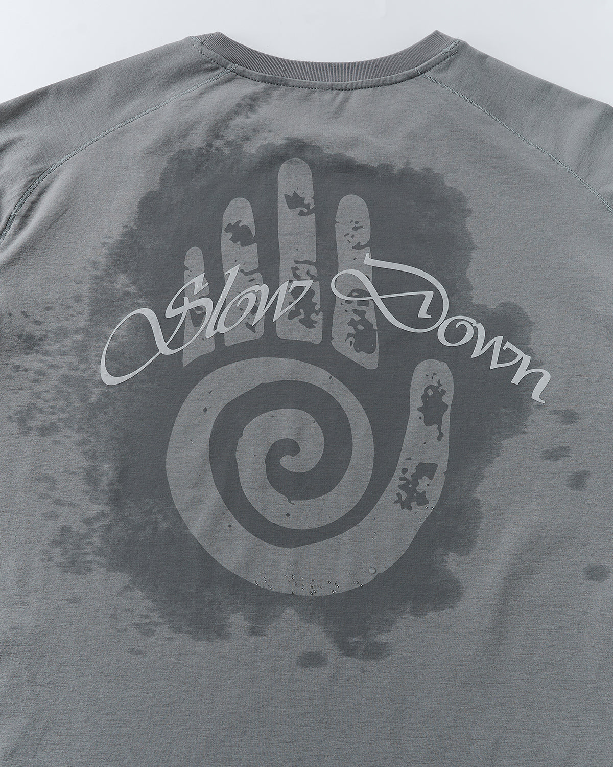 T-shirt de sport à motif révélé par l'eau