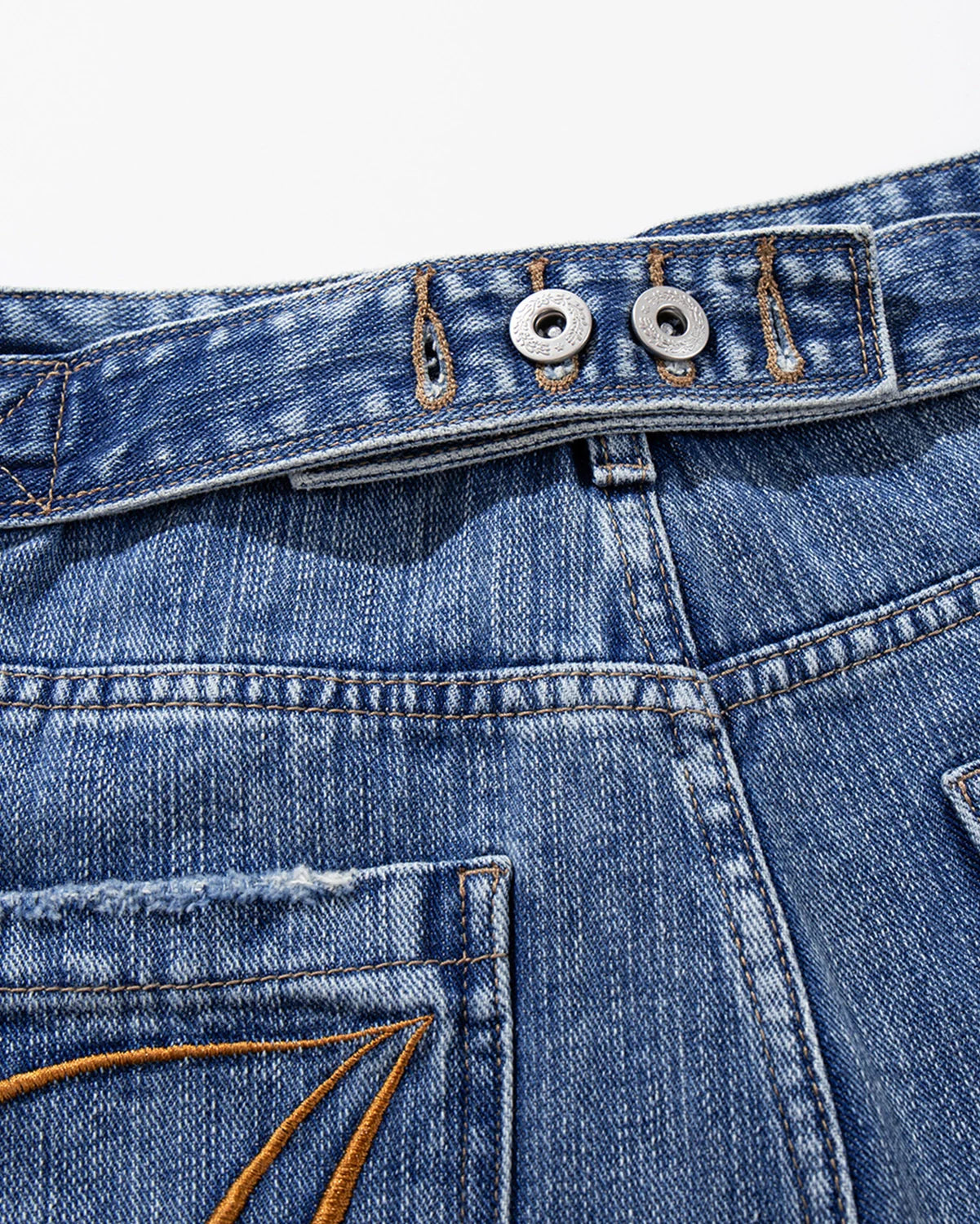 Cinch Back Distressed Denim Jorts