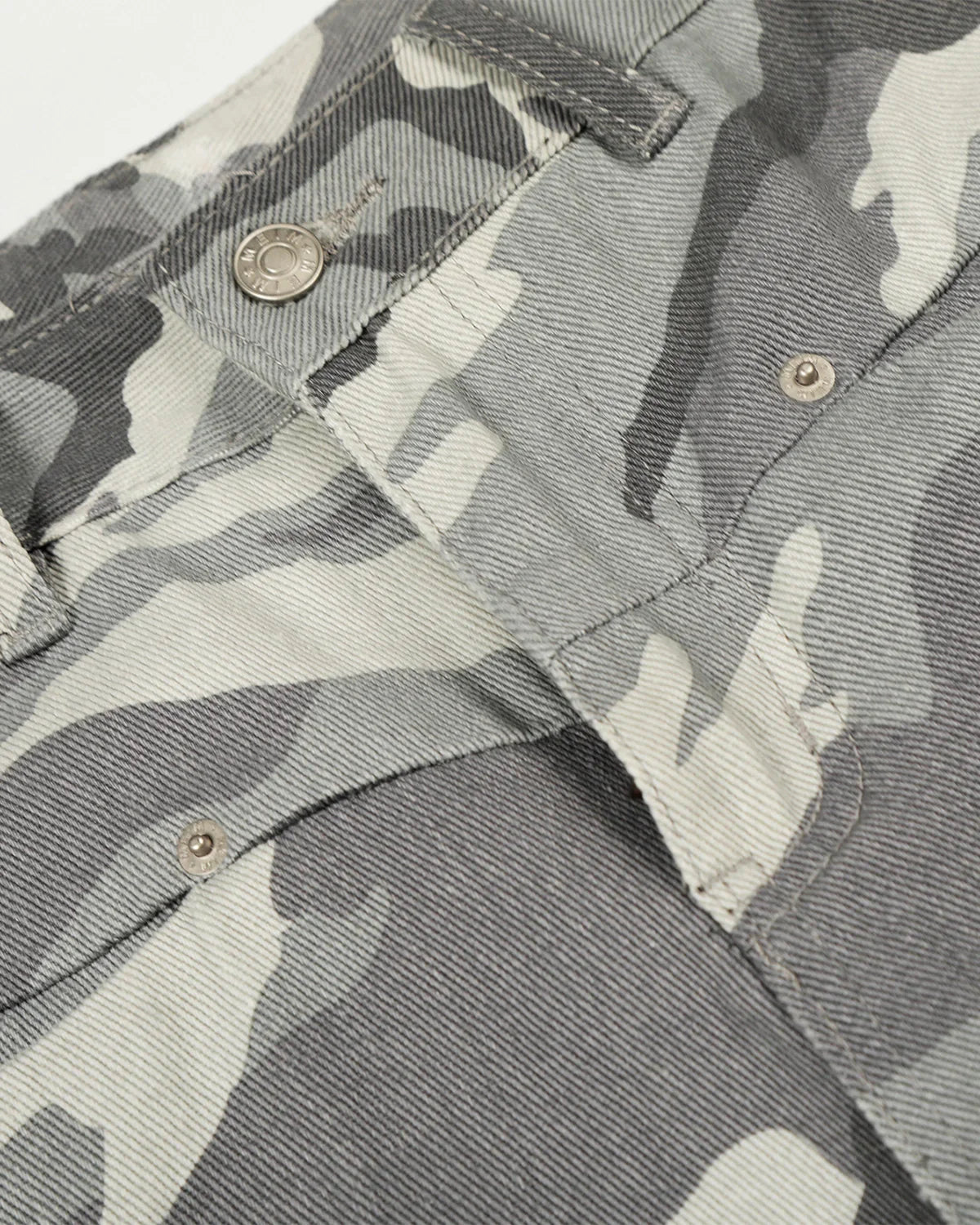 Multi-Pockets Barrel Camouflage Cargo Pants