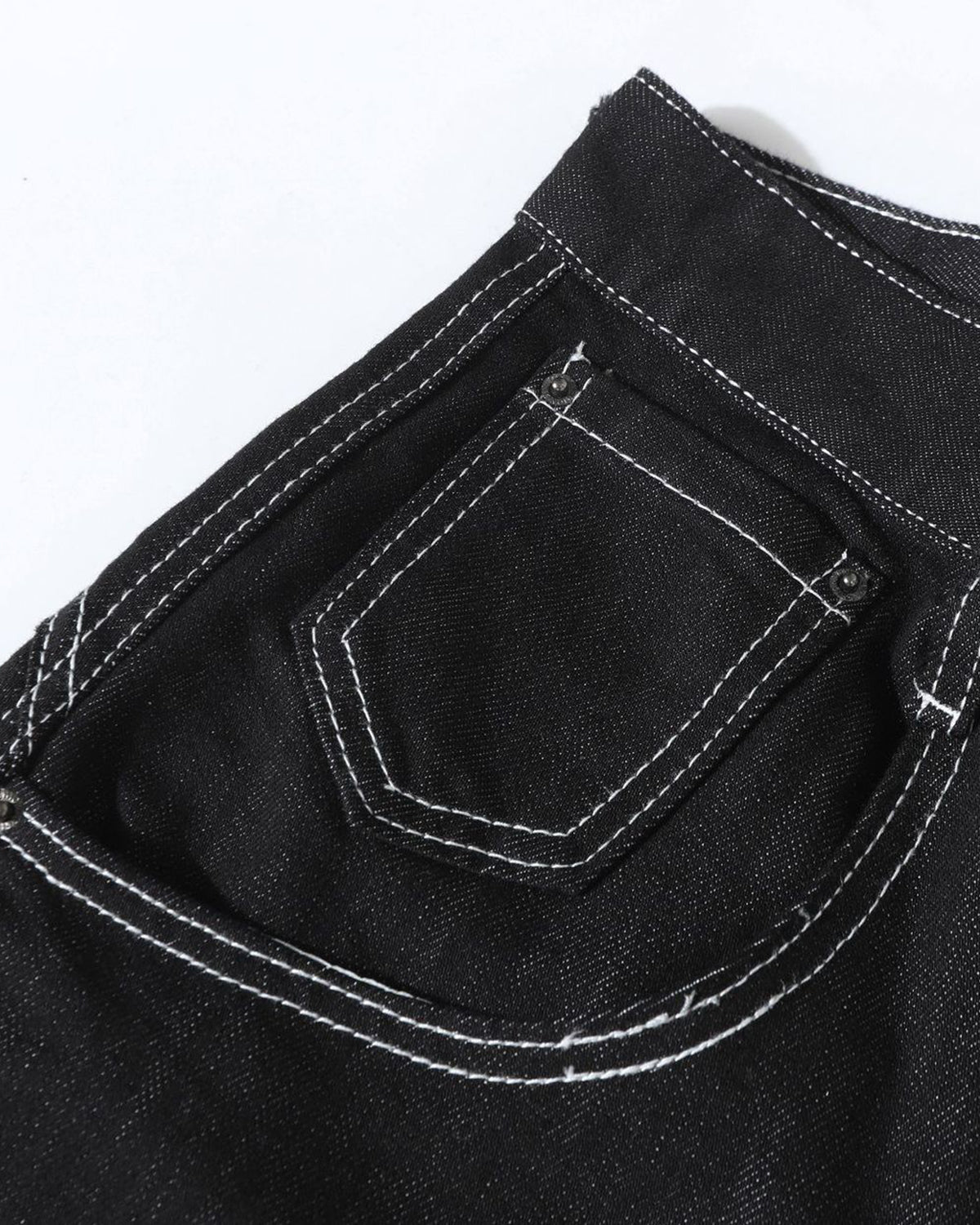 Jean baggy à fermoir en métal brut