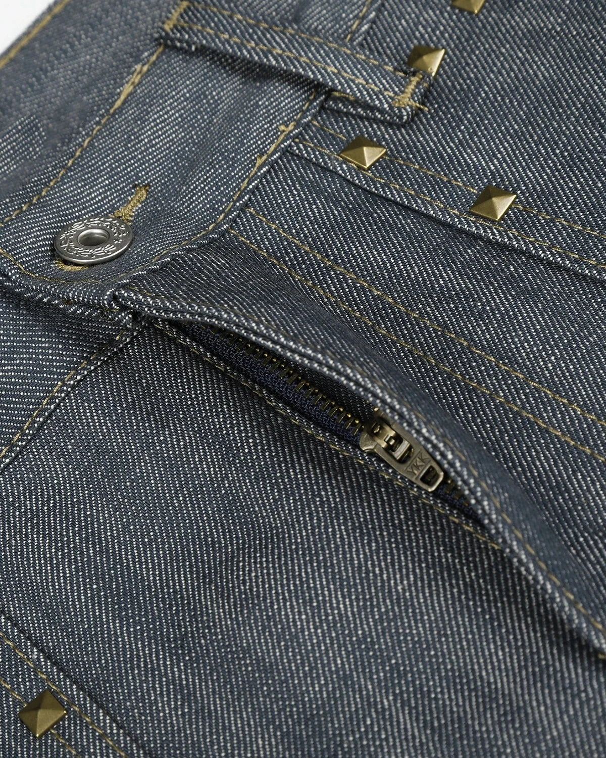 Pyramid Stud Pocket Baggy Jeans