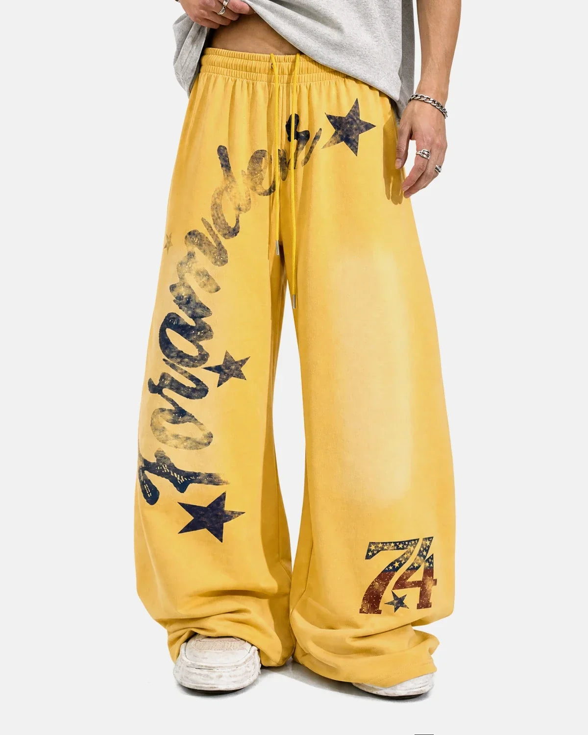 Star Graphic Barrel Sweatpants