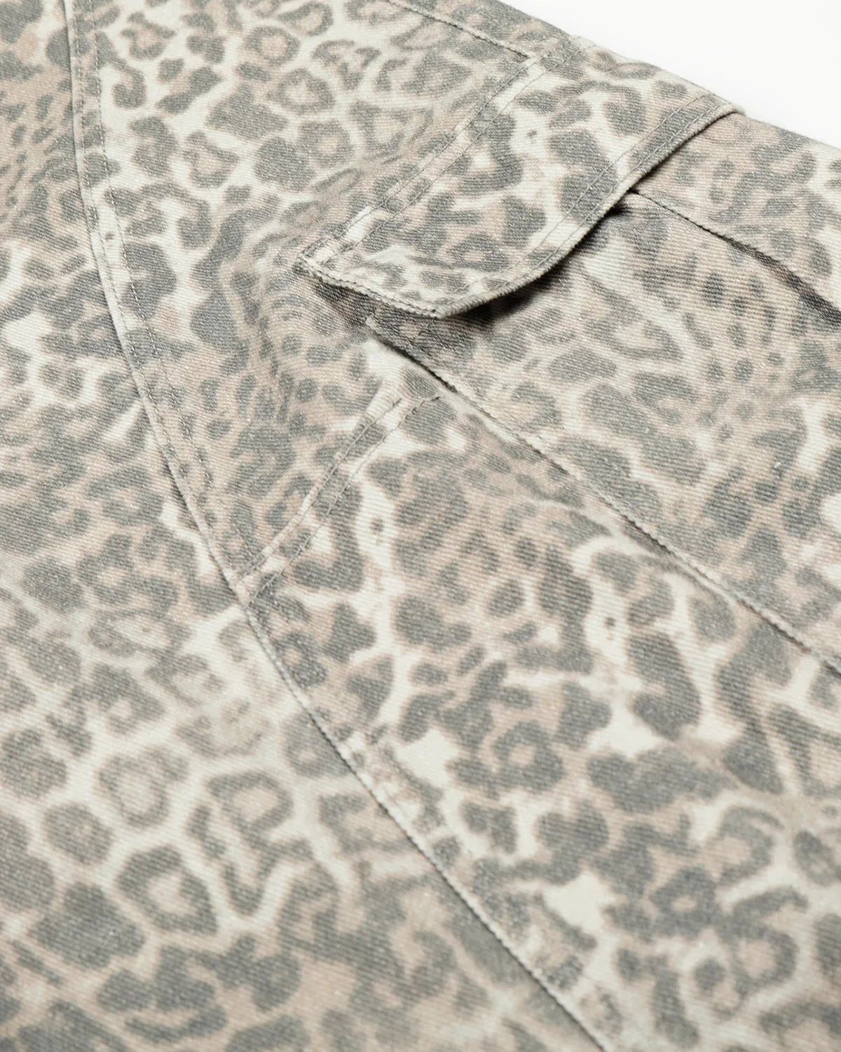 Leopard Pattern Cargo Barrel Pants