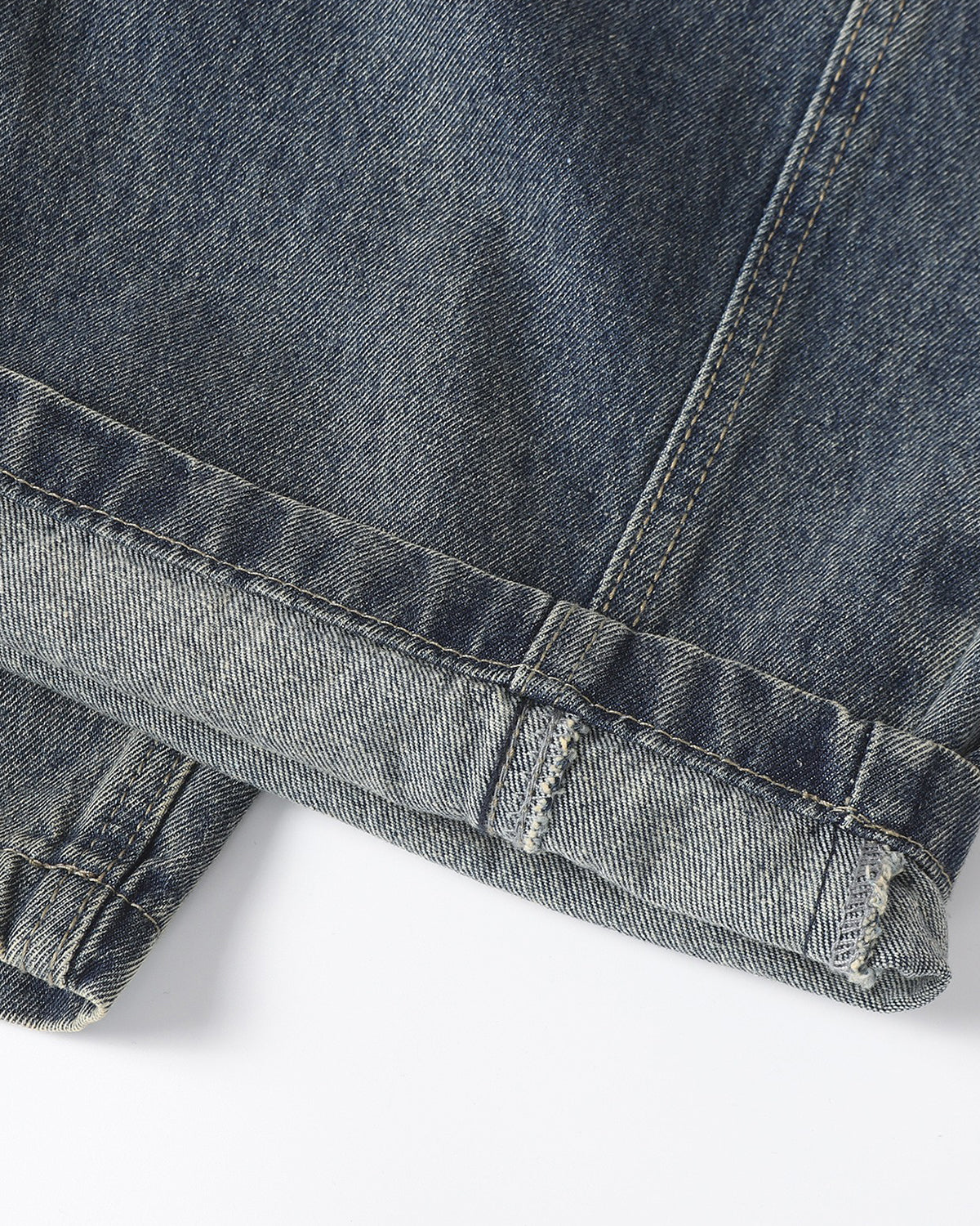 Multi-Pocket Baggy Barrel Jeans