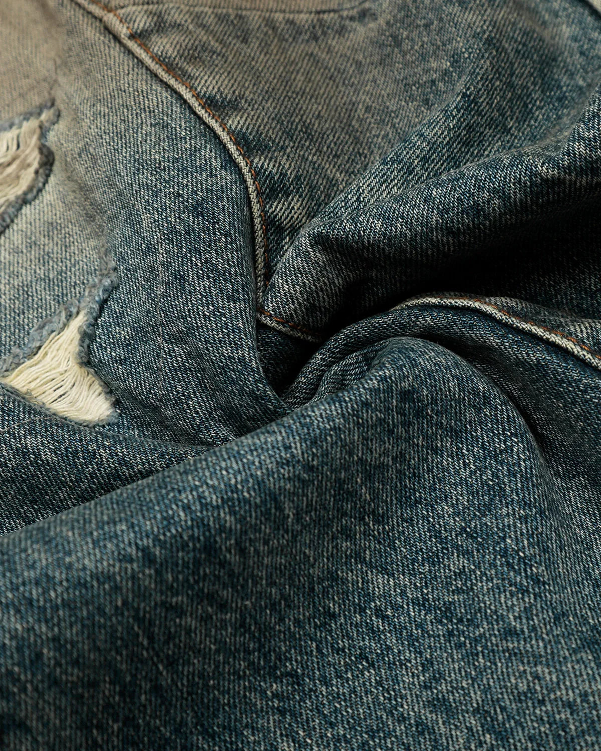 Jeans barrel sucios y rotos