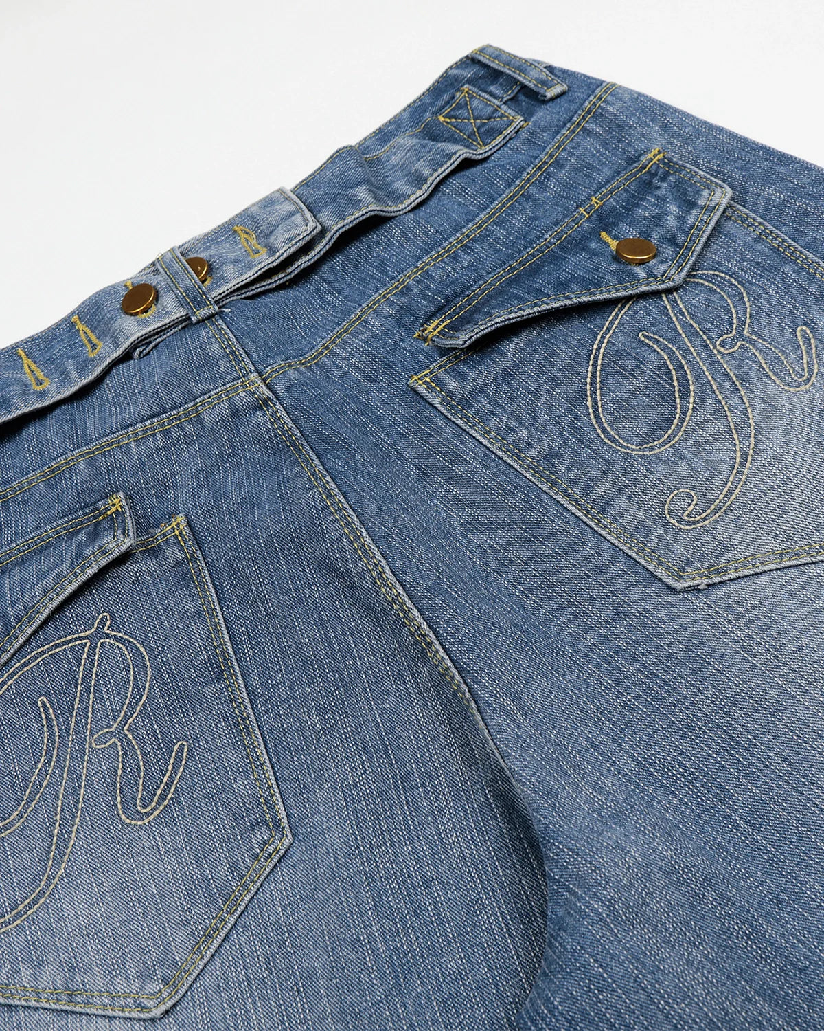 Cinch Back Bamboo Weave Long Jorts