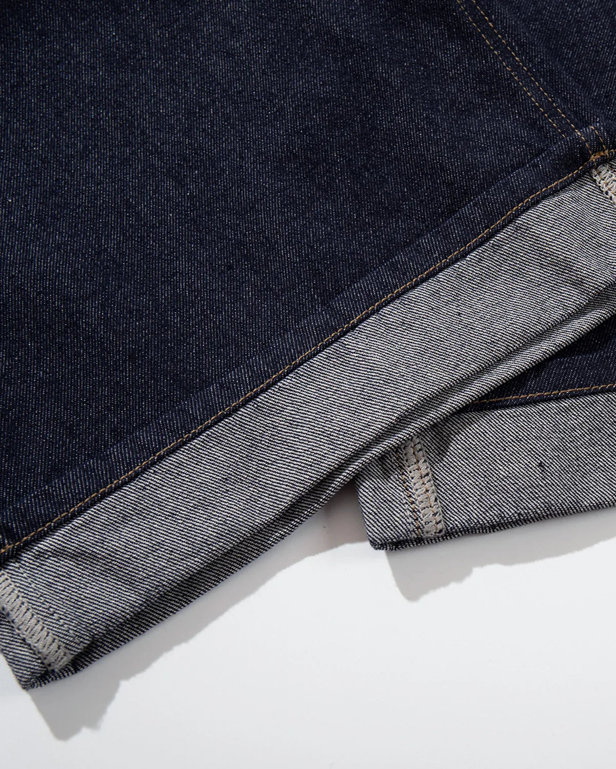 Cinch Back Baggy Denim Jorts