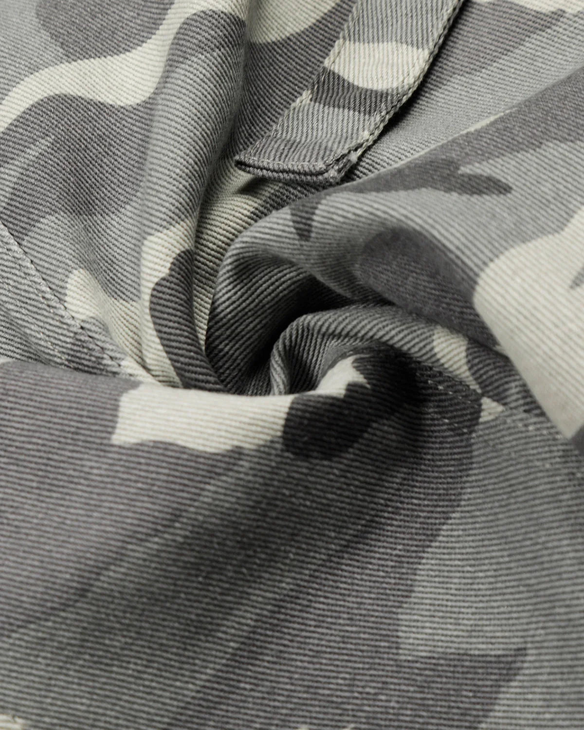 Multi-Pockets Barrel Camouflage Cargo Pants