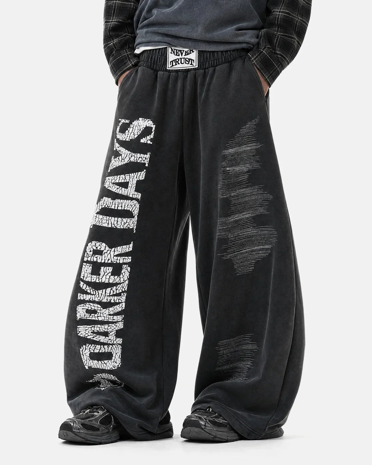 Washed Graphic Barrel Sweatpants