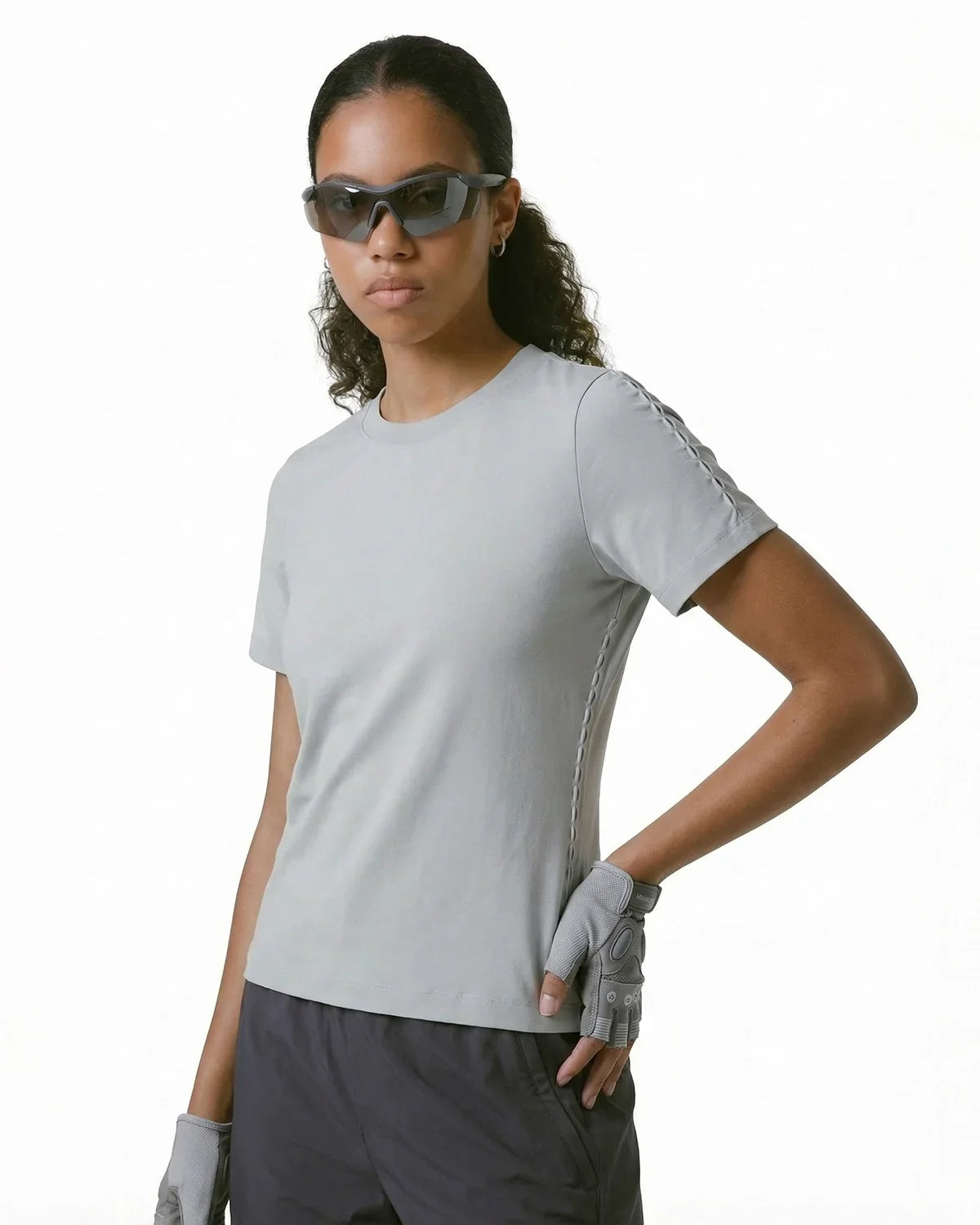 T-shirt respirant ajusté et rafraîchissant avec détails de coutures