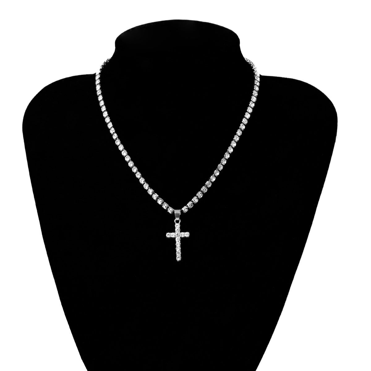 Collier de clavicule en croix de diamant