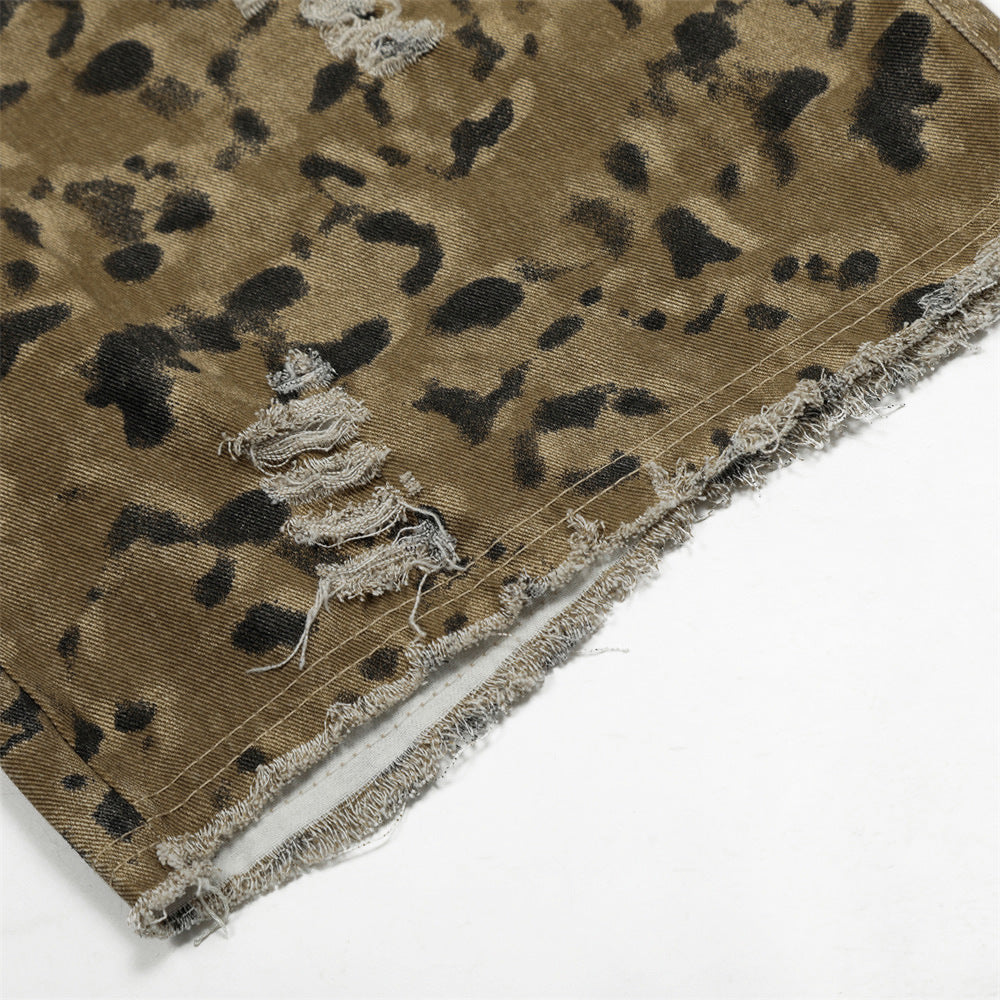 Pantaloncini cropped con stampa leopardata mimetica