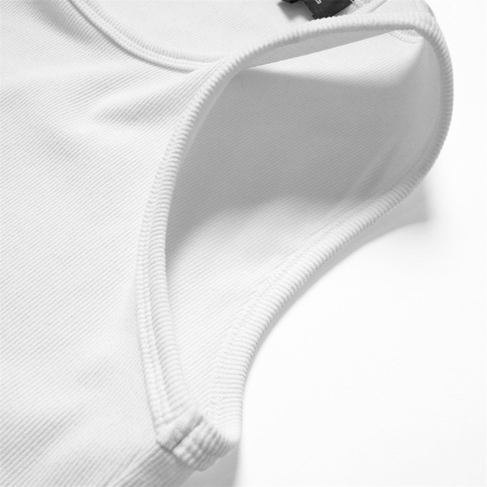 Geripptes, schmal geschnittenes Tanktop