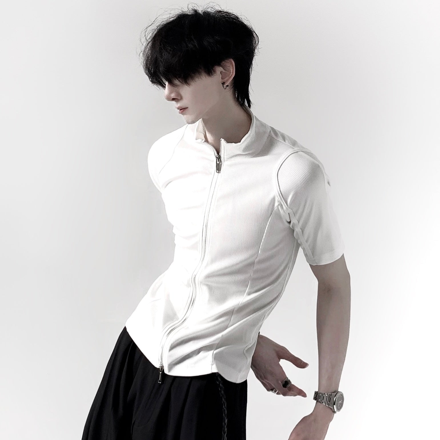 Plain Zip-Up Short Sleeve Shirt