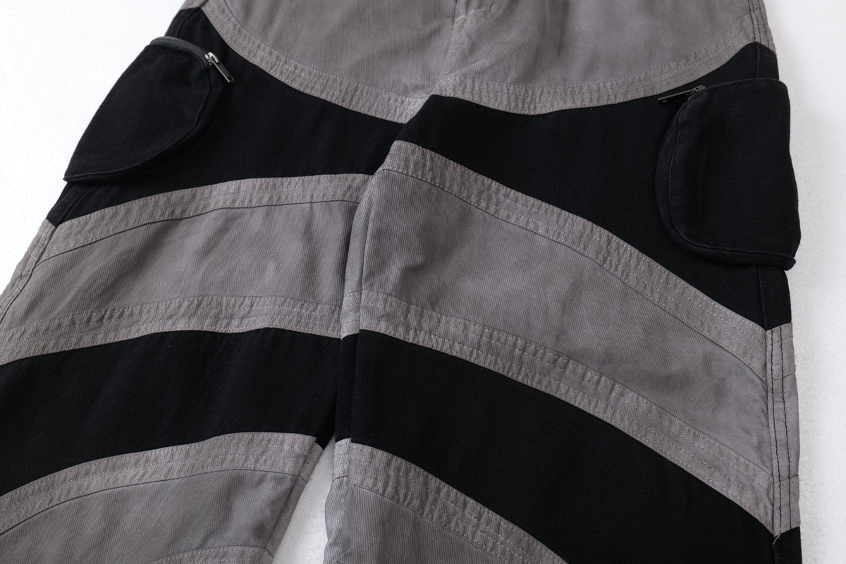 Madxmarx Multi-Panel-Hose mit Kontrastdetails und weitem Bein