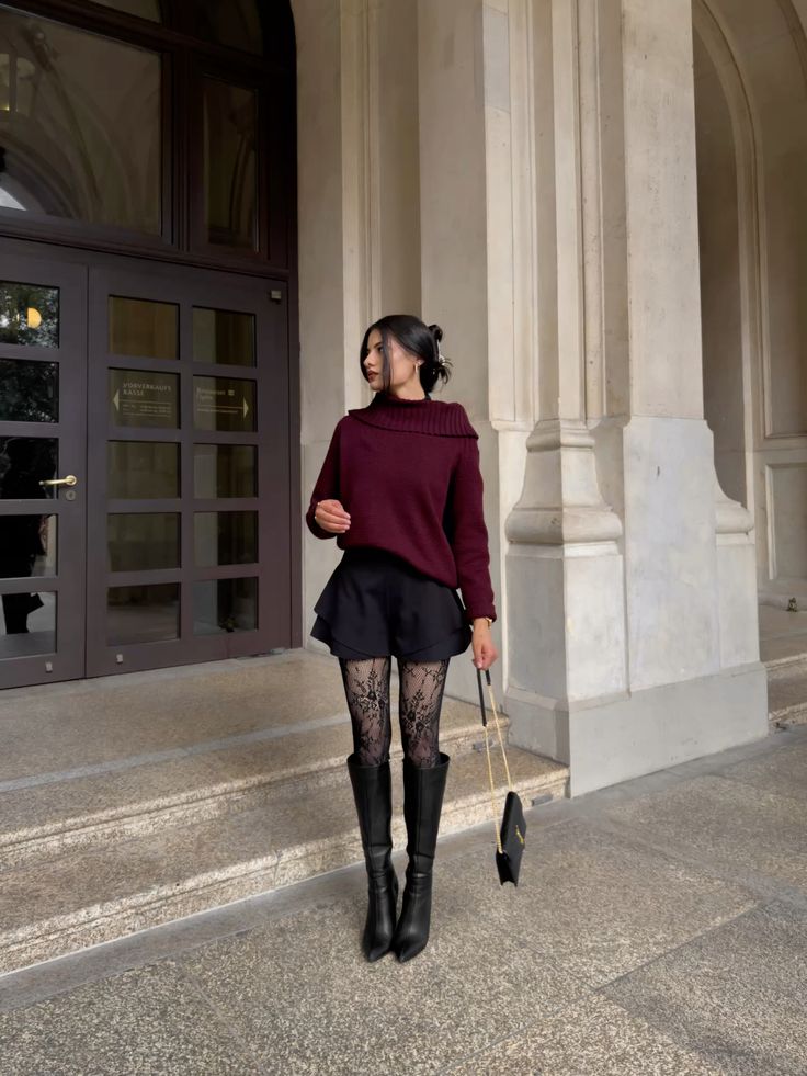Maglione a maniche lunghe con colletto a una riga