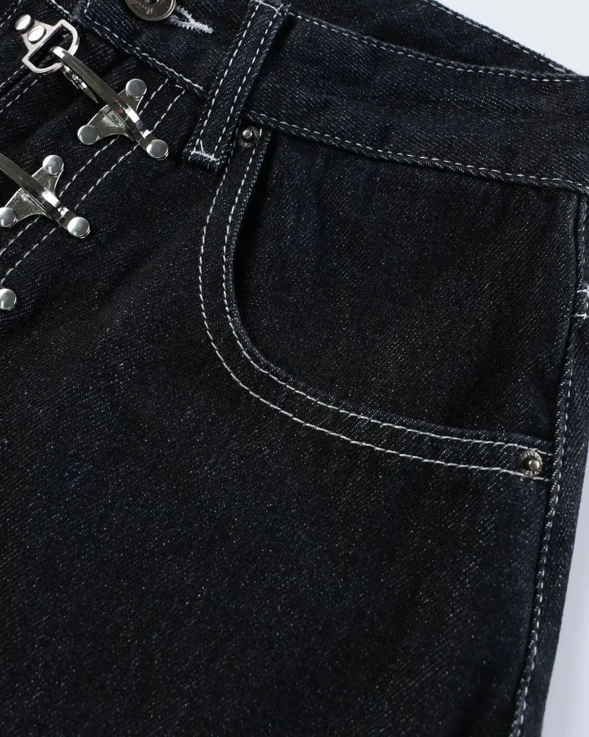 Buckle Detail Raw Denim Jorts
