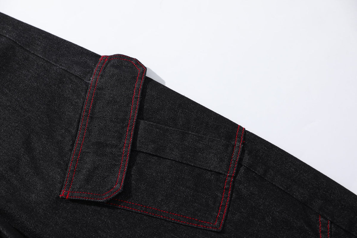 Pantalon cargo en jean incurvé à surpiqûres rouges Madxmarx