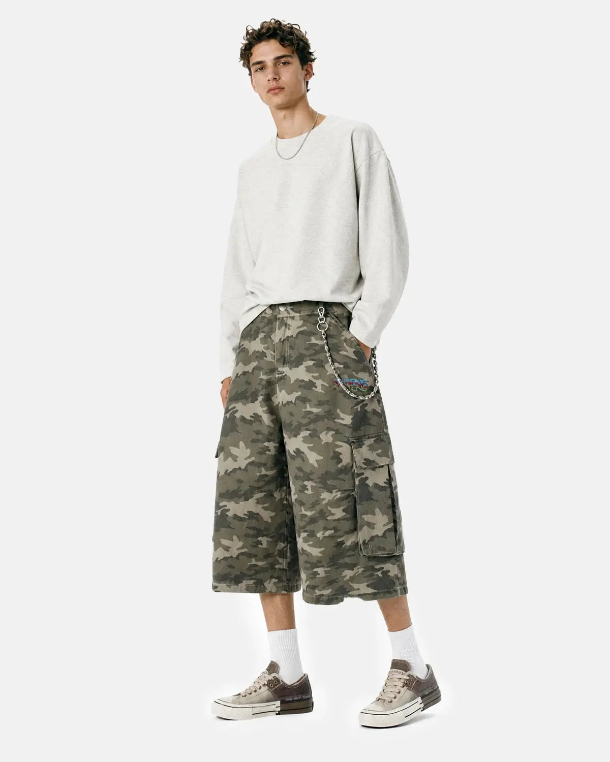 Embroidered Camo Cargo Longline Shorts