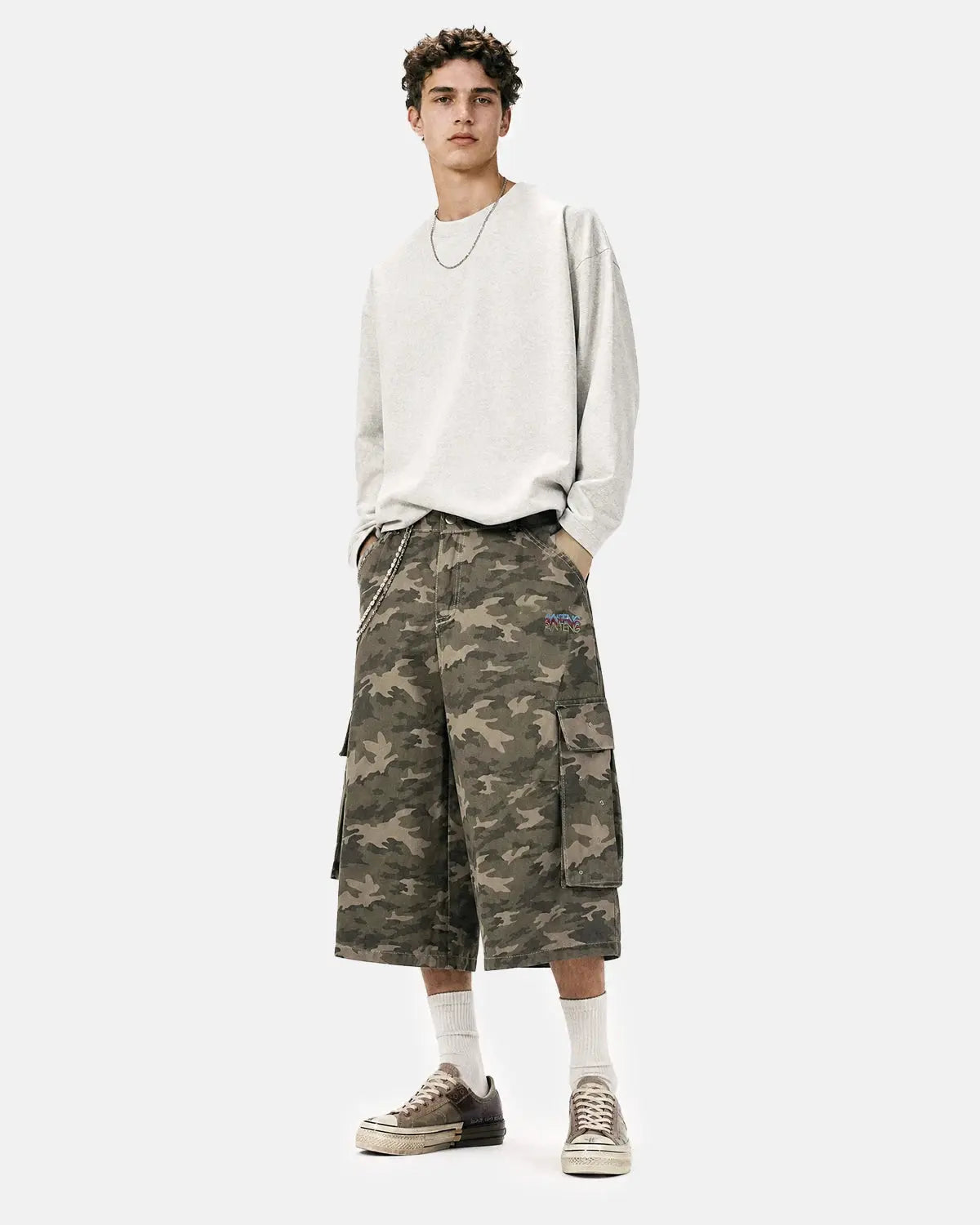 Embroidered Camo Cargo Longline Shorts