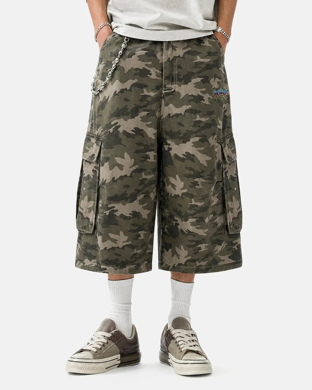 Embroidered Camo Cargo Longline Shorts