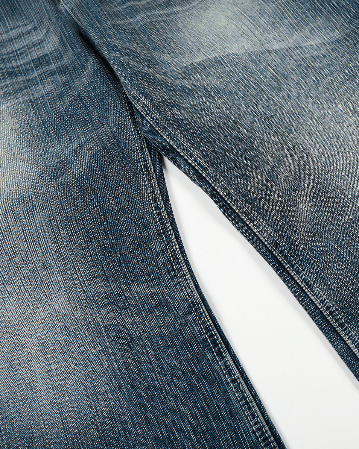 Bamboo Textured Barrel Jeans
