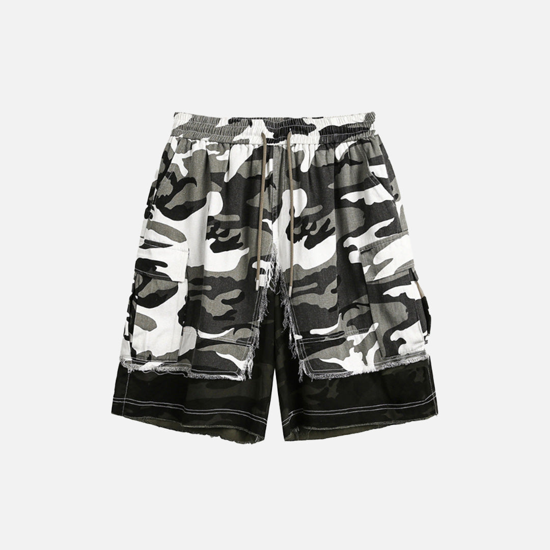 Pantaloncini mimetici effetto usurato