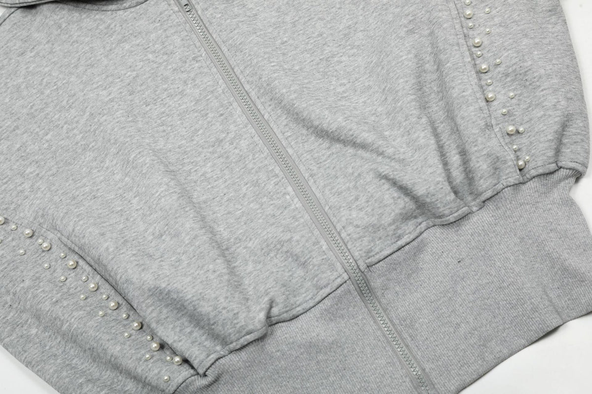 Madxmarx Kurzer Kapuzenpullover mit Perlenbesatz