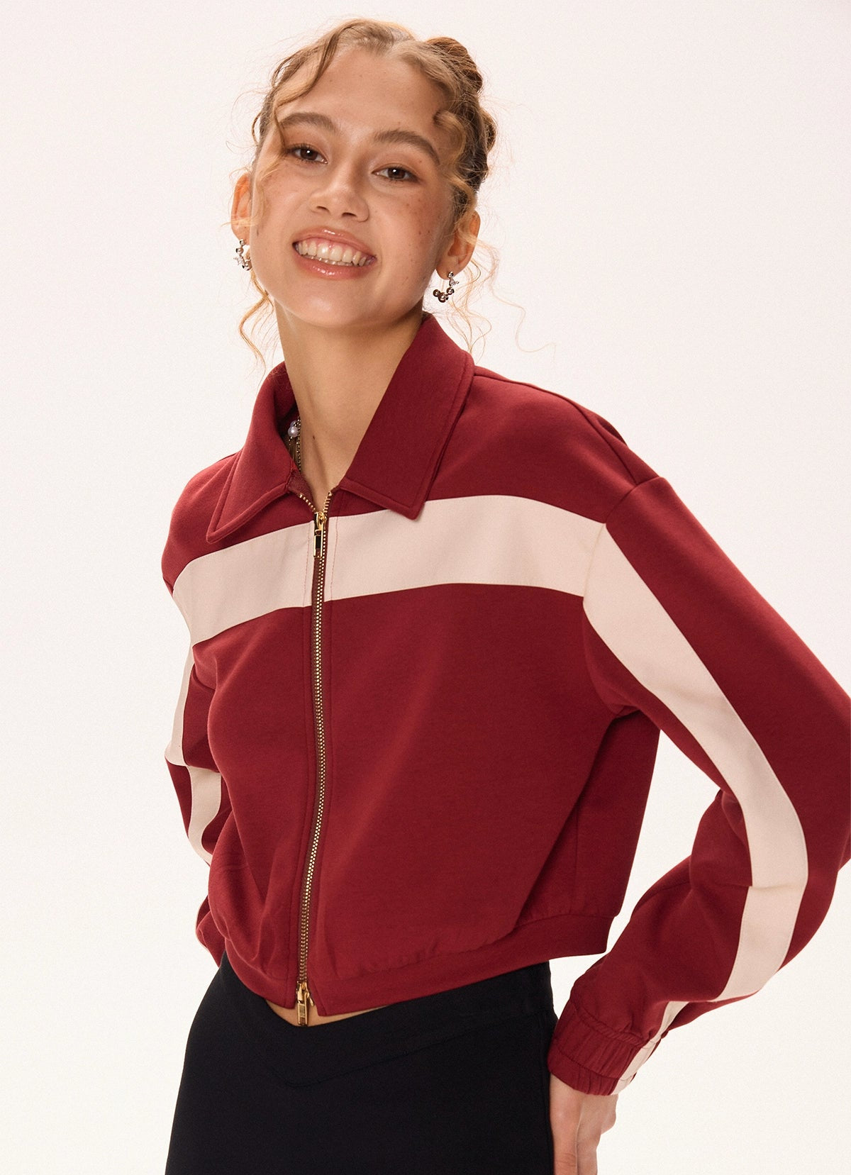 Chaqueta corta Crimson Stride