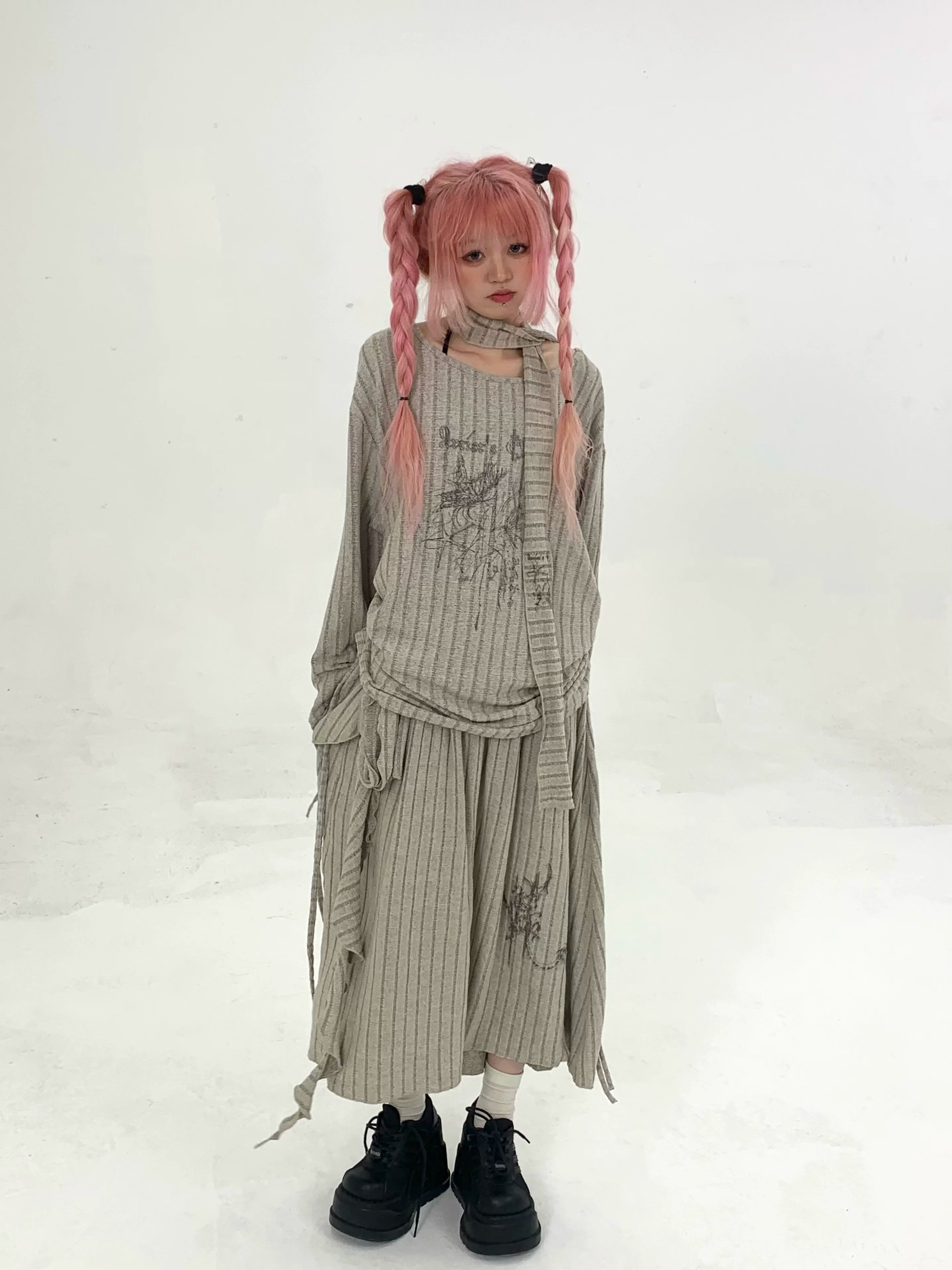 Graphic Print Lace-Up Pleated A-Line Midi Skirt