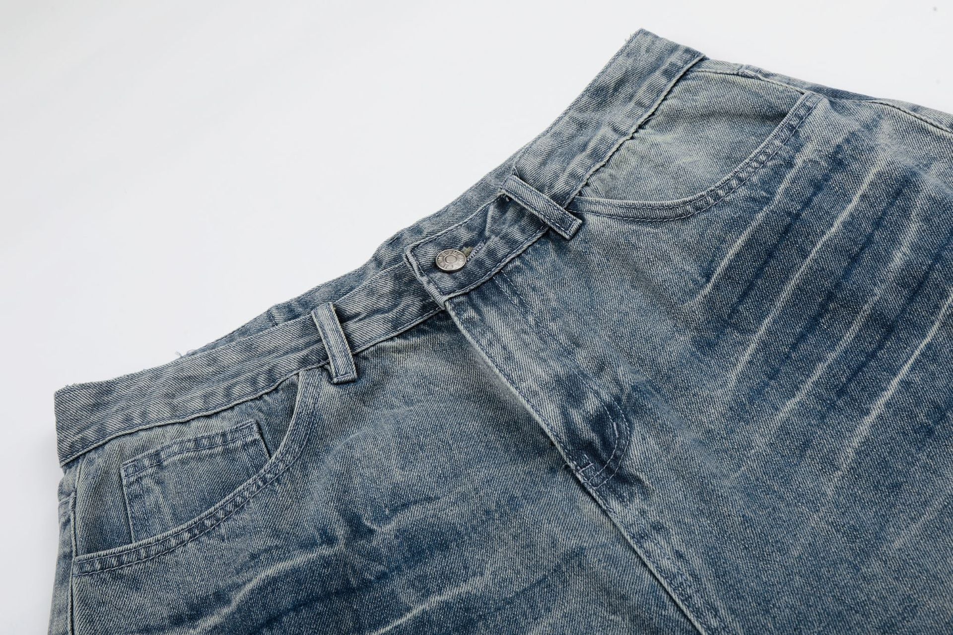Lightning Graphic Denim Jort