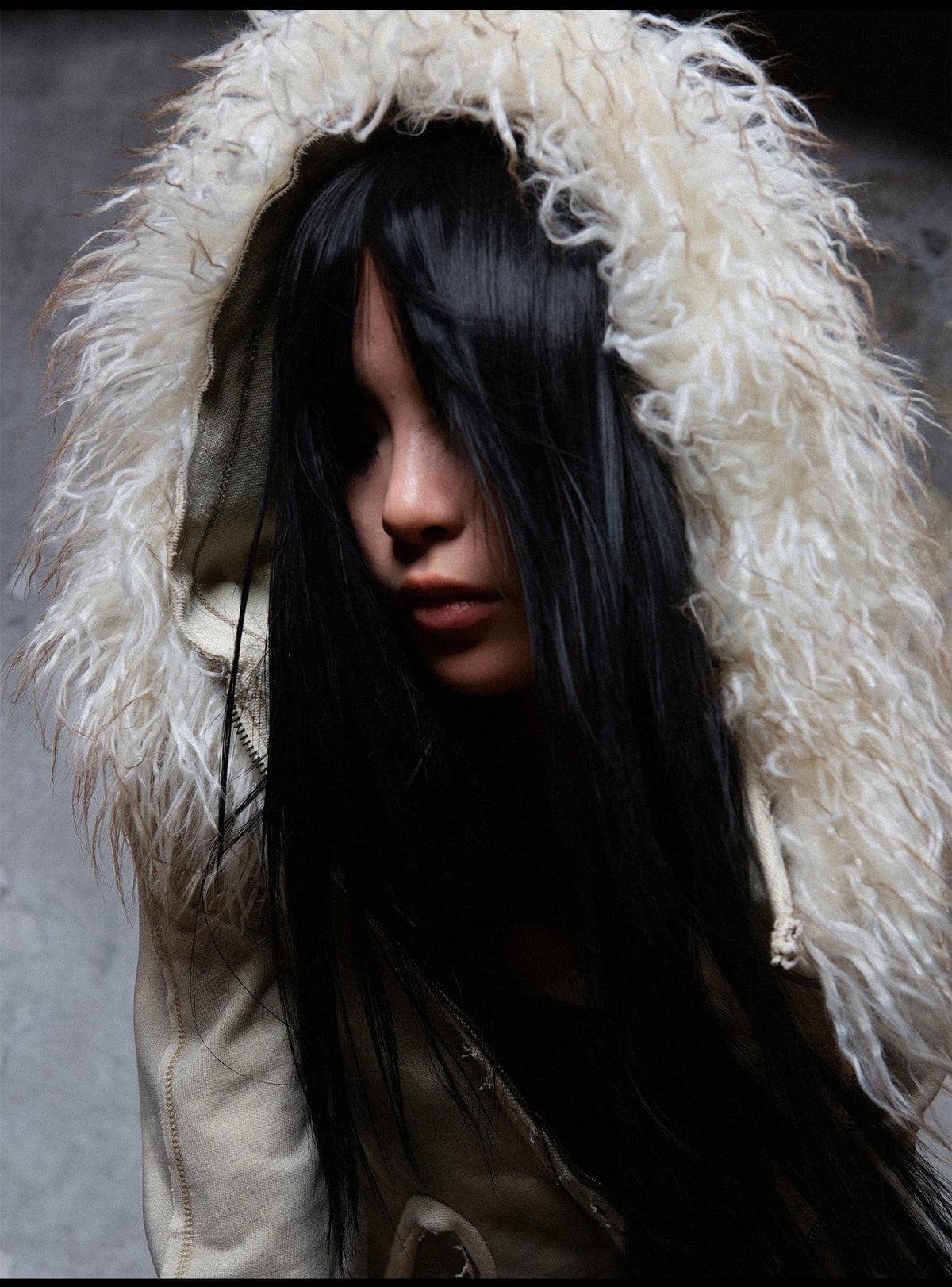 Fake Fur Collar Distressed Short Jacket